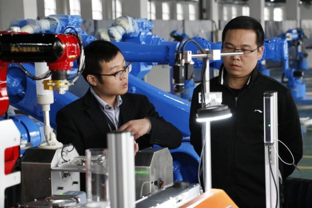 2019江津区智能制造人才培训在华数机器人顺利开展